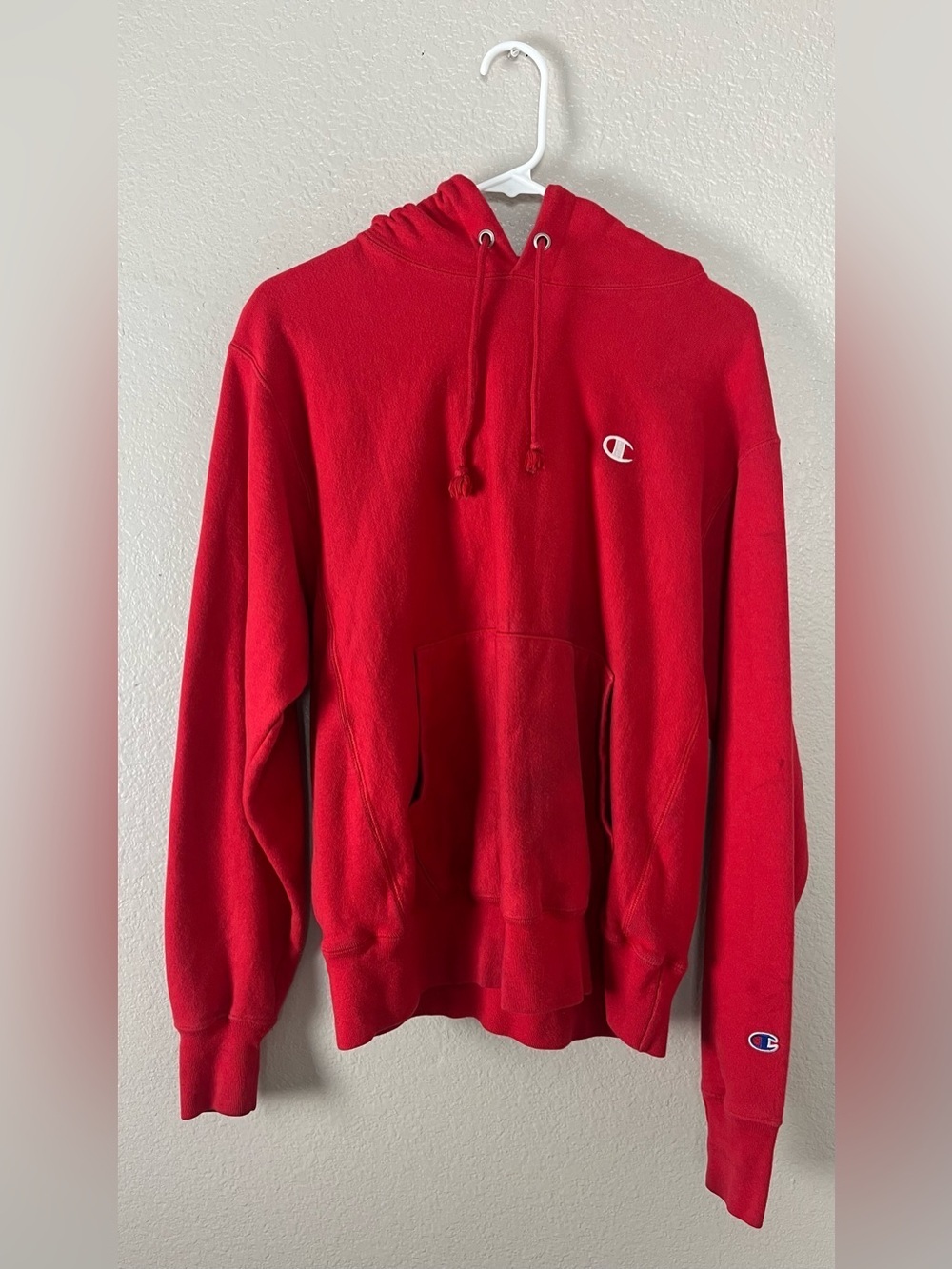 Champion Red Pullover Hooded Sweatshirt Embroidered Logo Sz M Casual Comfy - Picture 1 of 7
